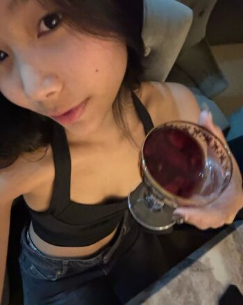 Full leaked Aaomhelloo private onlyfans photo