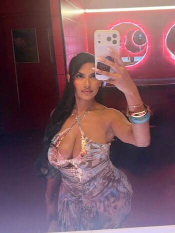 Full leaked Abida private onlyfans photo