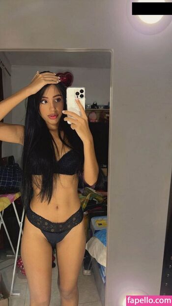 Full leaked Alejandralamalandra private onlyfans photo