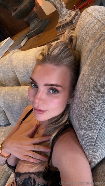 Full leaked Alexisshv  page private onlyfans photo
