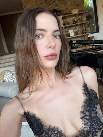 Full leaked Ashley benson private onlyfans photo