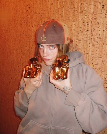 Full leaked Billie eilish private onlyfans photo