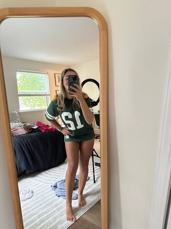 Full leaked Corina private onlyfans photo