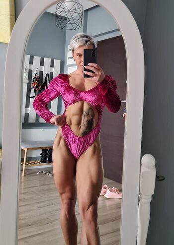 Full leaked Crazyxbody private onlyfans photo