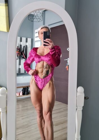Full leaked Crazyxbody private onlyfans photo
