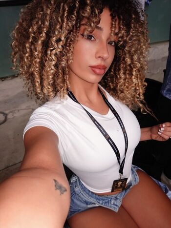 Full leaked Dana curly private onlyfans photo
