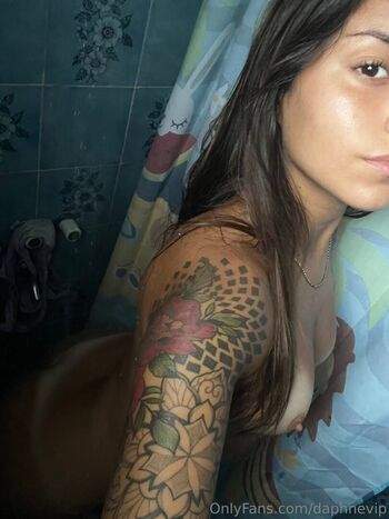 Full leaked Daphneok private onlyfans photo