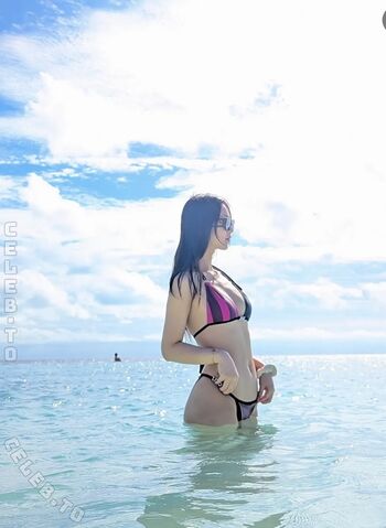 Full leaked Dear chuu private onlyfans photo
