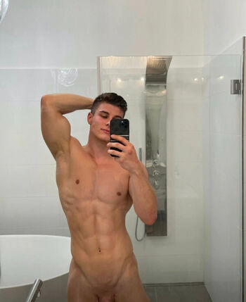 Full leaked Dominik private onlyfans photo