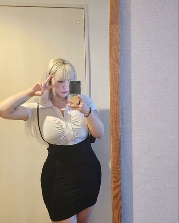 Full leaked E chi h page private onlyfans photo