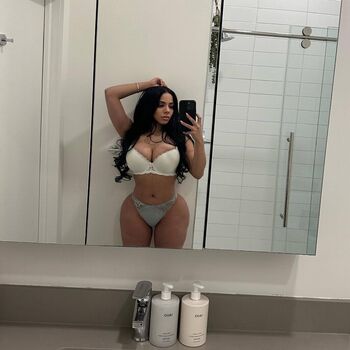 Full leaked E dot private onlyfans photo