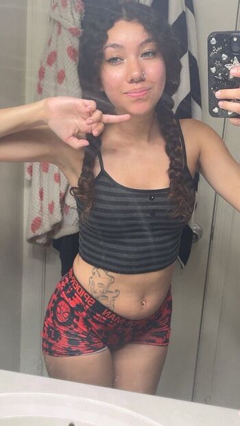 Full leaked Earthvenus private onlyfans photo