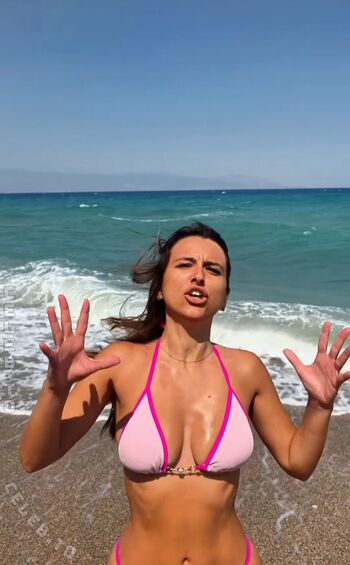 Full leaked Effie papamichali private onlyfans photo