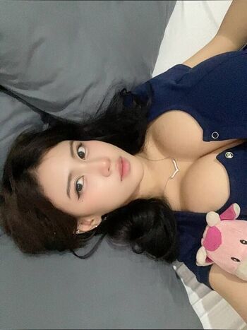 Full leaked Ejahazel private onlyfans photo