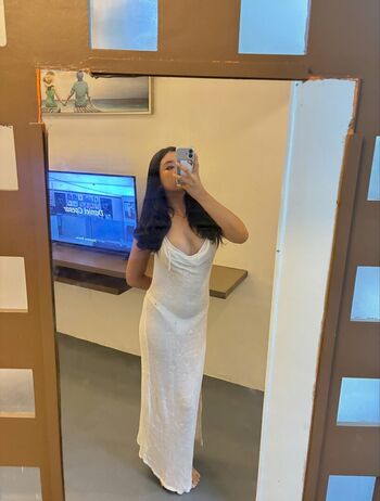 Full leaked Elara lyyy private onlyfans photo
