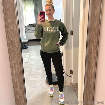Full leaked Ellievip private onlyfans photo