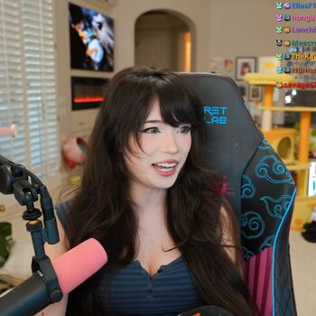 Full leaked Emiru private onlyfans photo