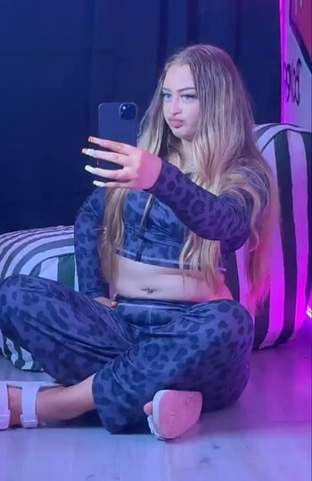 Full leaked Emma boyer private onlyfans photo
