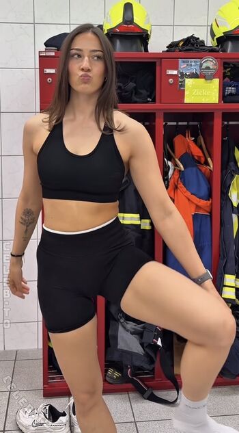 Full leaked Emma scharmbeck private onlyfans photo