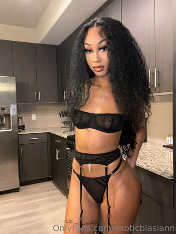 Full leaked Exoticblasiann private onlyfans photo