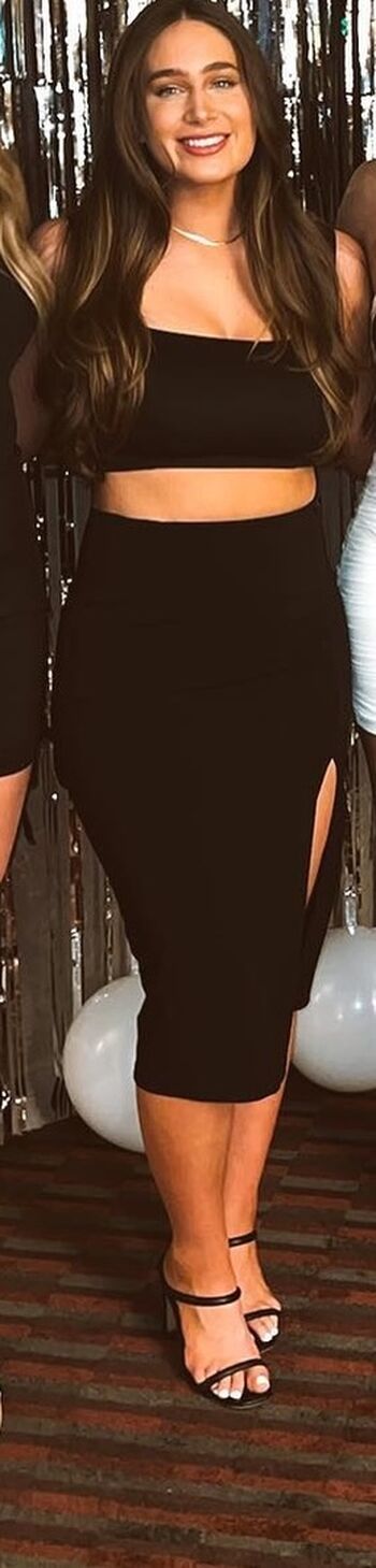 Gina Lewis