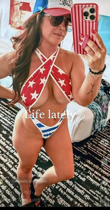 Full leaked Glitzzyjen private onlyfans photo