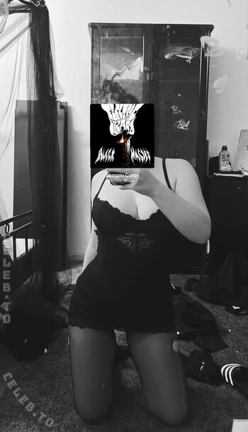 Full leaked Gothminze private onlyfans photo