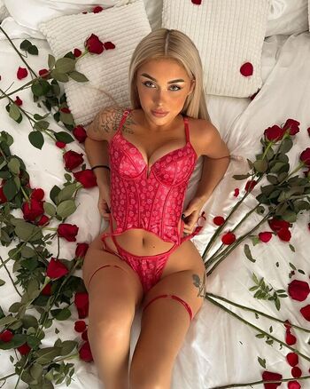 Full leaked Gwendolynceline private onlyfans photo