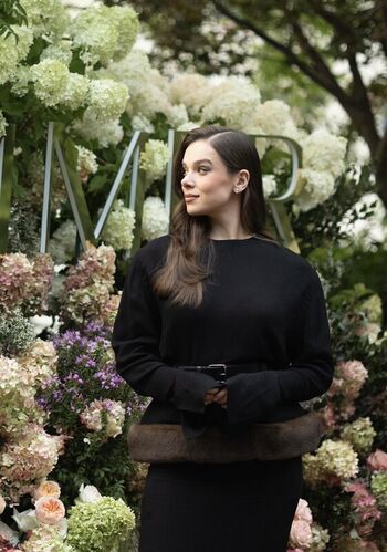 Full leaked Hailee steinfeld  page private onlyfans photo