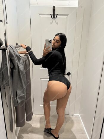 Full leaked Happy barot private onlyfans photo