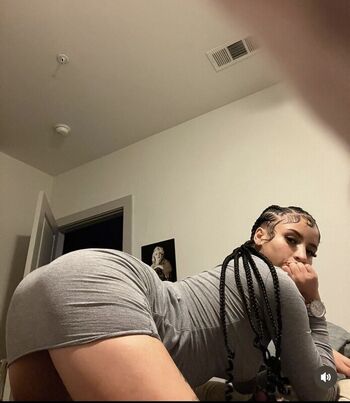 Full leaked Heavdavirgo private onlyfans photo