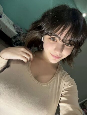 Full leaked Honeymoongirl private onlyfans photo
