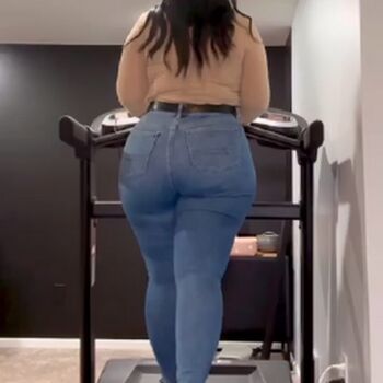 jadehascake