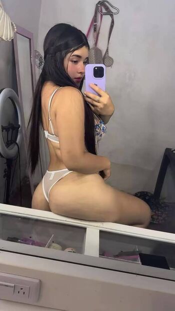 Full leaked Karitol w private onlyfans photo