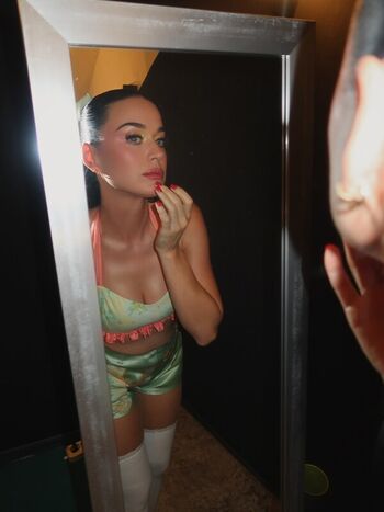 Full leaked Katy perry private onlyfans photo
