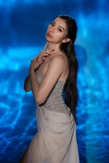 Full leaked Keanalouisedeleon private onlyfans photo