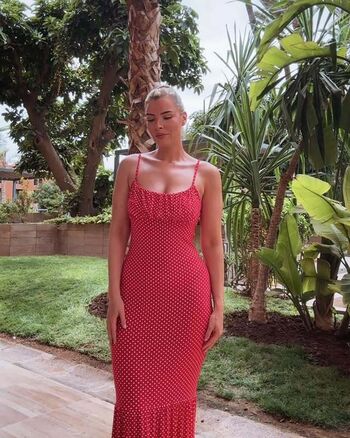Full leaked Kirsty private onlyfans photo