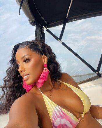 Full leaked Kisitu kirabo private onlyfans photo