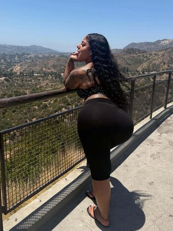 Full leaked Kkvsh private onlyfans photo