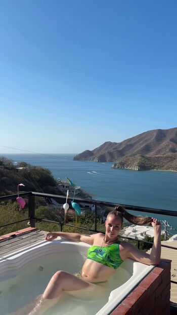 Full leaked Lauren la gringa latina private onlyfans photo