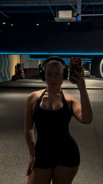 Full leaked Laurenduff y private onlyfans photo