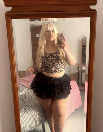 Full leaked Laylakelist private onlyfans photo