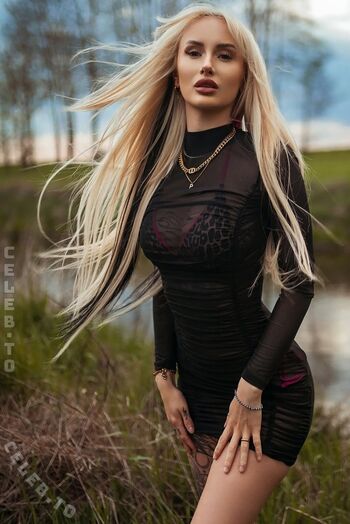 Full leaked Lenaxfz private onlyfans photo