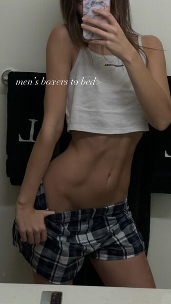Full leaked Lexi wood private onlyfans photo