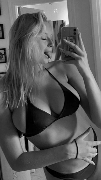 Full leaked Linn prusky moss private onlyfans photo