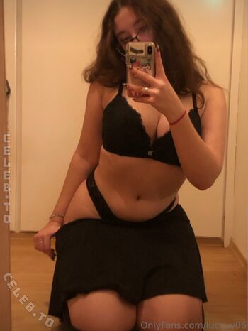 Full leaked Lucyyy private onlyfans photo