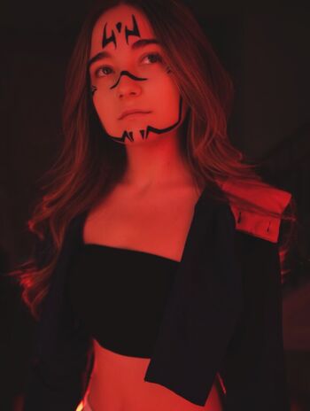 Full leaked Lyssaurora private onlyfans photo