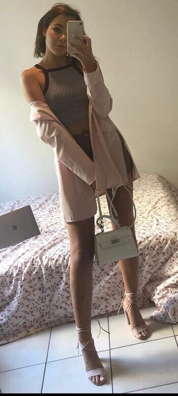 Full leaked Madamebrtzl private onlyfans photo