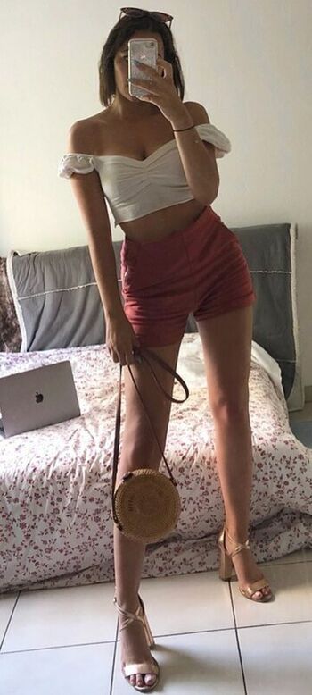 Full leaked Madamebrtzl private onlyfans photo