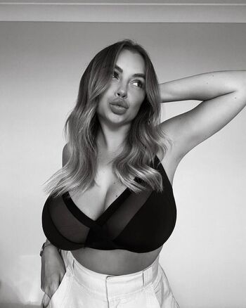 Full leaked Madison mclachlan private onlyfans photo